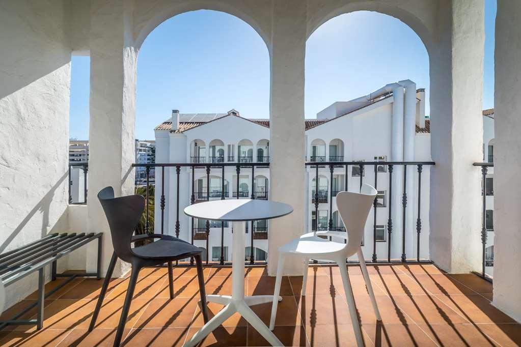 Occidental Puerto Banus 호텔 산페드로데알칸타라 외부 사진