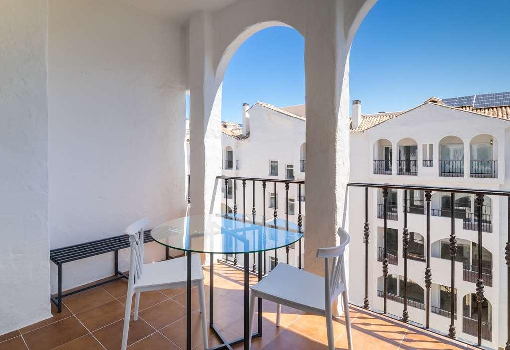 Occidental Puerto Banus 호텔 산페드로데알칸타라 외부 사진