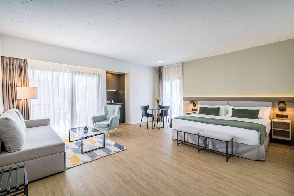 Occidental Puerto Banus 호텔 산페드로데알칸타라 객실 사진